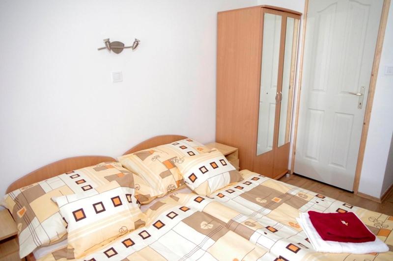Fehér Hajó Panzió és Vendéglő Győr Exterior foto